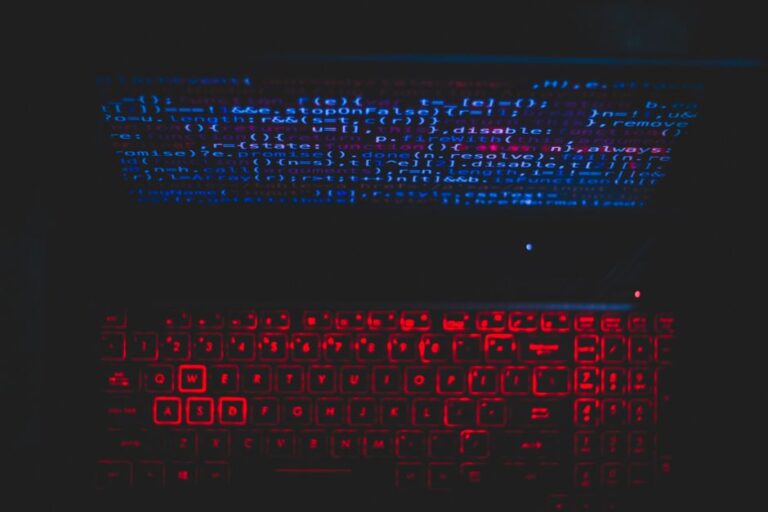 Infostealers e roubo de sessão: por que o ataque mais