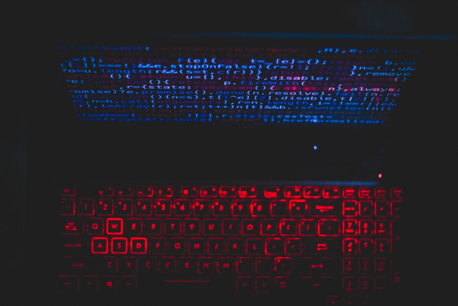 Infostealers e roubo de sessão: por que o ataque mais