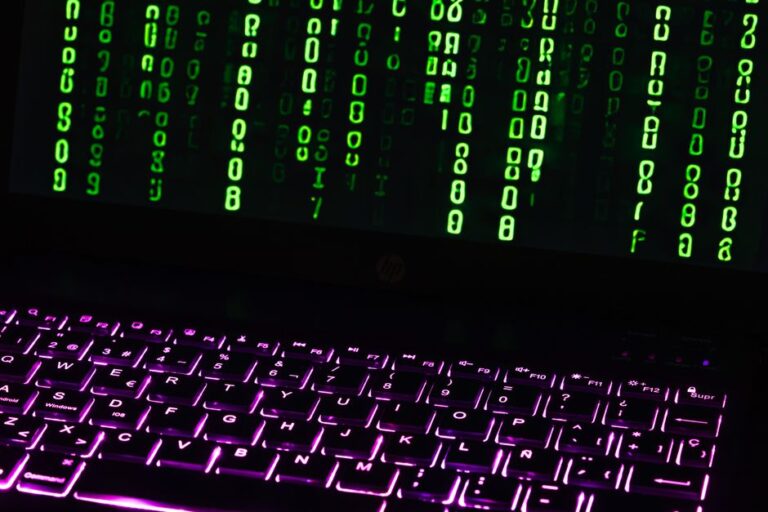 MFA fatigue: como sair do ciclo de aprovações por impulso e migrar para autenticação resistente a phishing