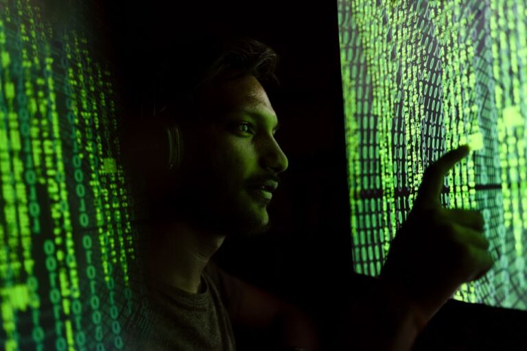 Patch Tuesday sem pânico: um playbook de 72 horas para priorizar vulnerabilidades com risco real