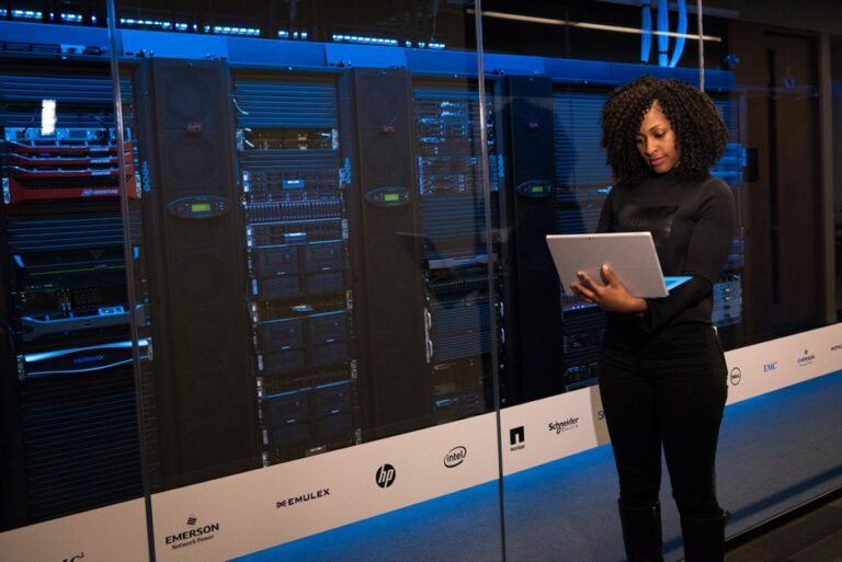 LiteSpeed cPanel: falha crítica dá root em hospedagem