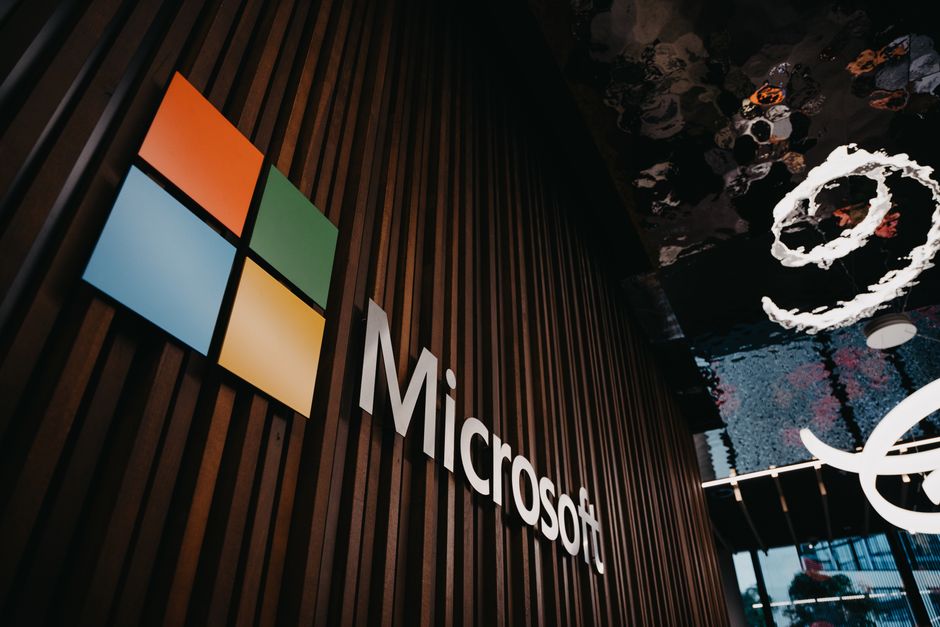 Microsoft corrige 3 falhas críticas no Outlook e Word