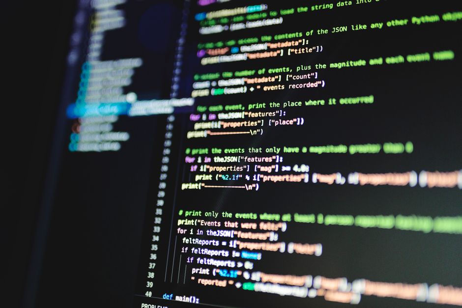 GitHub desativa scripts npm para conter supply chain