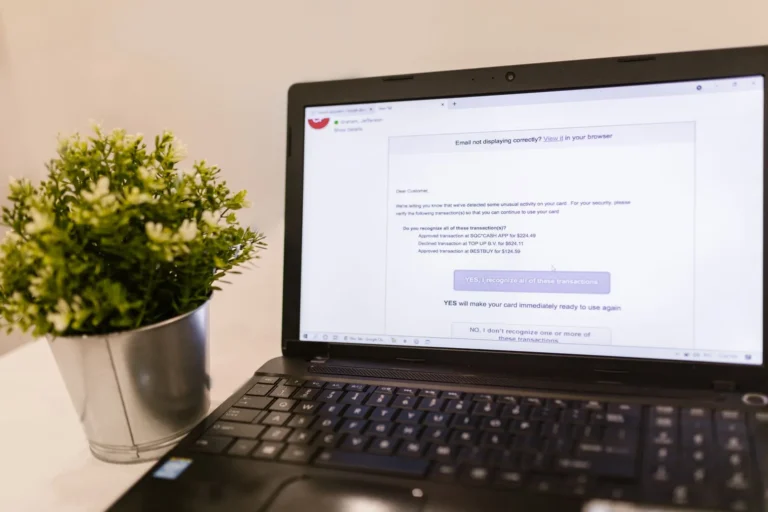 WhatsApp: documentos falsos roubam controle de PCs