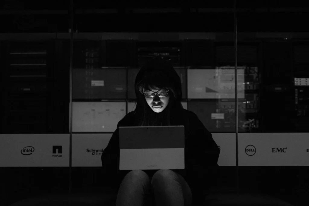 SharePoint CVE-2026-50522: correção e rotação de chaves
