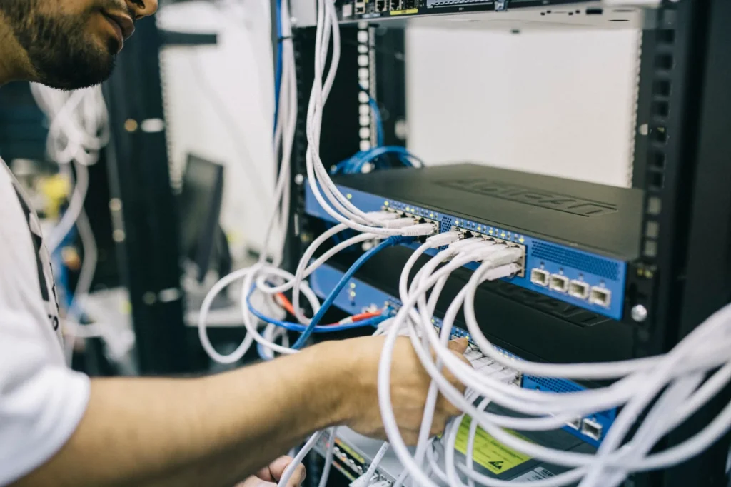 CVSS 9,8 no VMware vCenter: falhas críticas sem workaround